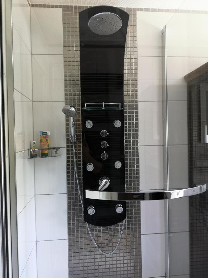 Ein Appartement Und Ein Komfortzimmer In Malsch, Zwischen Karlsruhe, Rastatt Und Baden-Baden Malsch  Esterno foto
